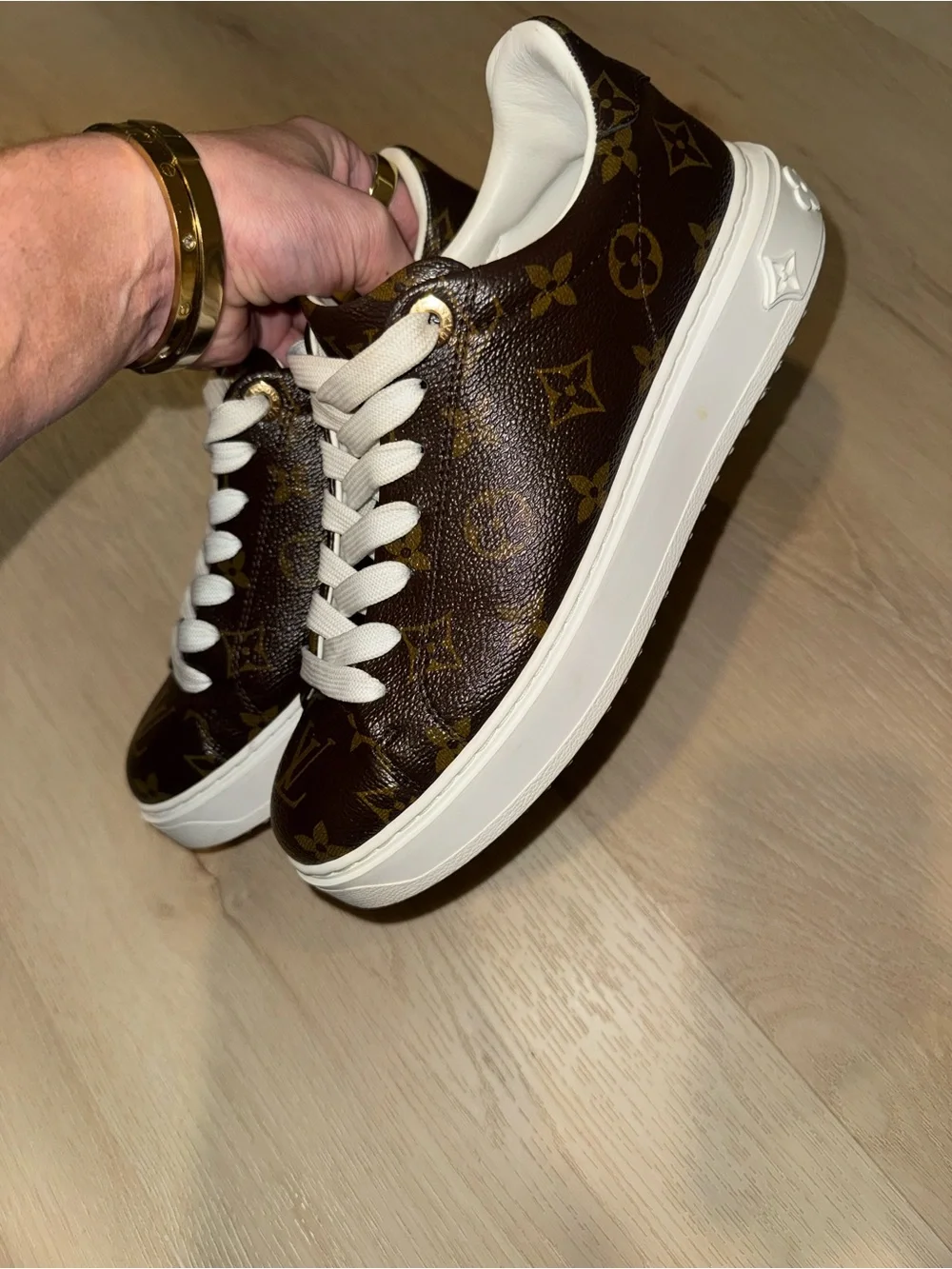 Louis Vuitton Time Out Sneaker